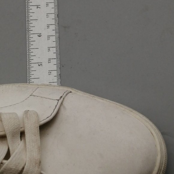 Express Womens Sneaker‎ White Faux Leather Lace Up Walking Shoe Low Top 9 - Picture 7 of 10